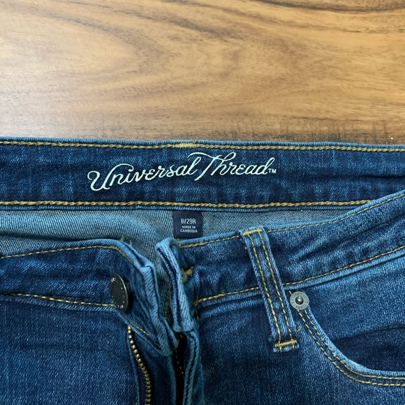 Universal Thread Jeans - Picture 2 of 3